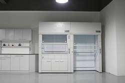 實(shí)驗(yàn)室通風(fēng)柜使用過程中所需要注意的事項(xiàng)